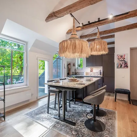 Appartamento 2 Bedroom W-balcony & Ac I Cohost Vilnius