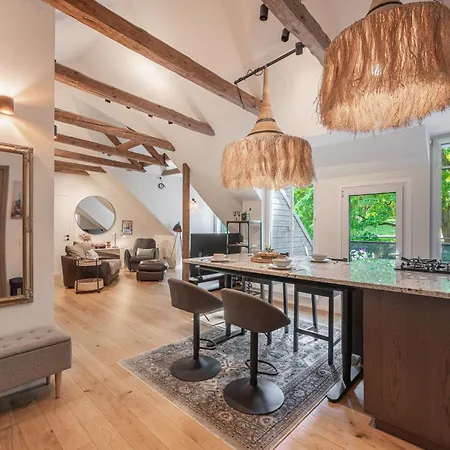 Appartamento 2 Bedroom W-balcony & Ac I Cohost