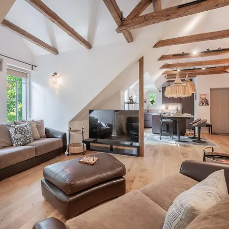 2 Bedroom W-balcony & Ac I Cohost Appartamento *