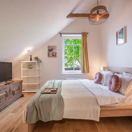 2 Bedroom W-balcony & Ac I Cohost Vilnius